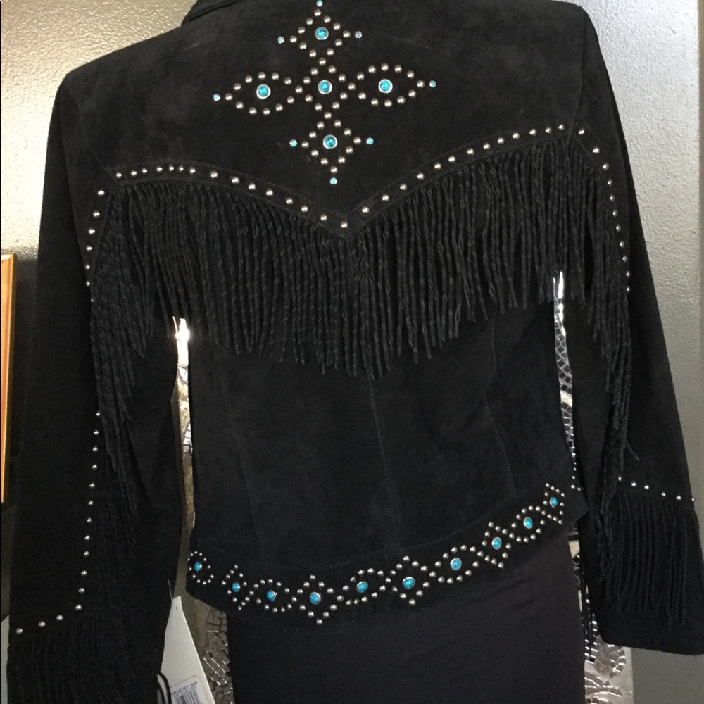 NWT-SCULLY MnFringe studs stones